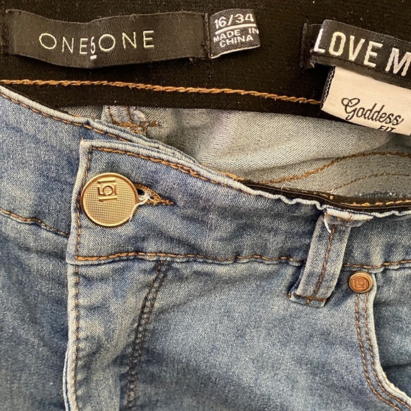 One5One• Denim - Picture 3 of 6